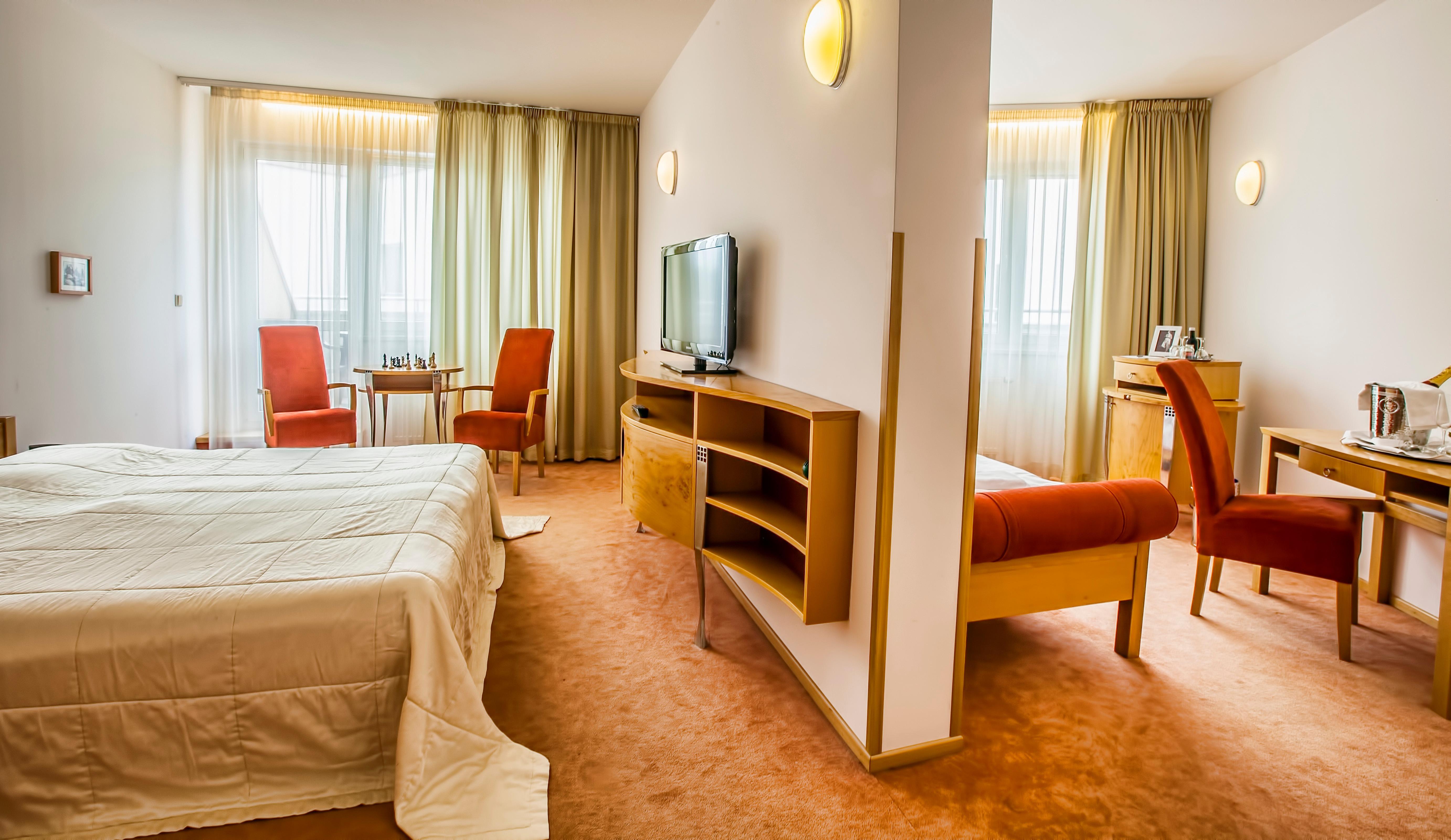 Hotel Set Братислава Экстерьер фото