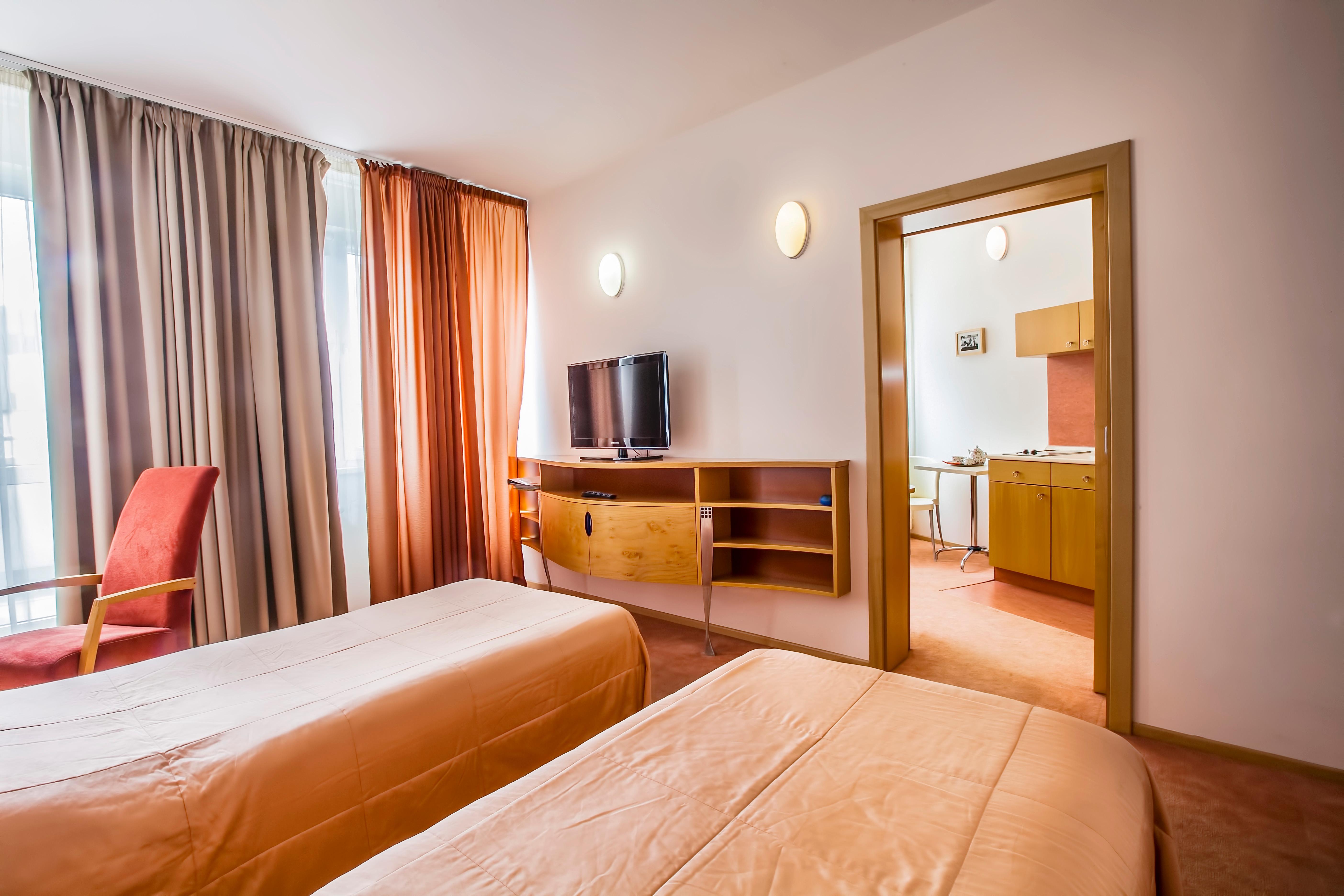 Hotel Set Братислава Экстерьер фото